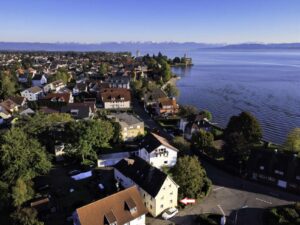 Seltenheit: EG-Wohnung mit Teilseesicht in Langenargen