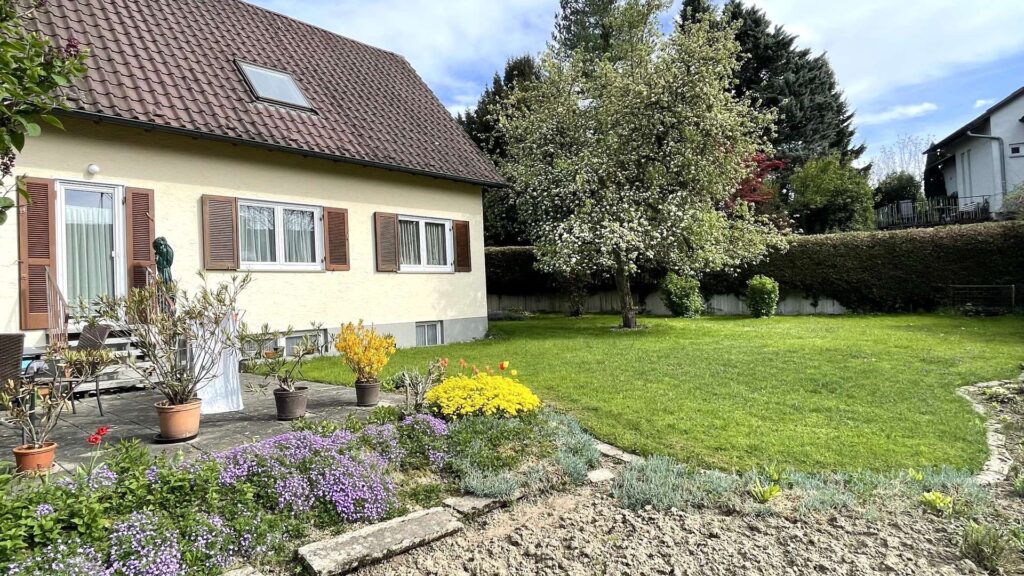 Einfamilienhaus mit großem Garten in Tettnang